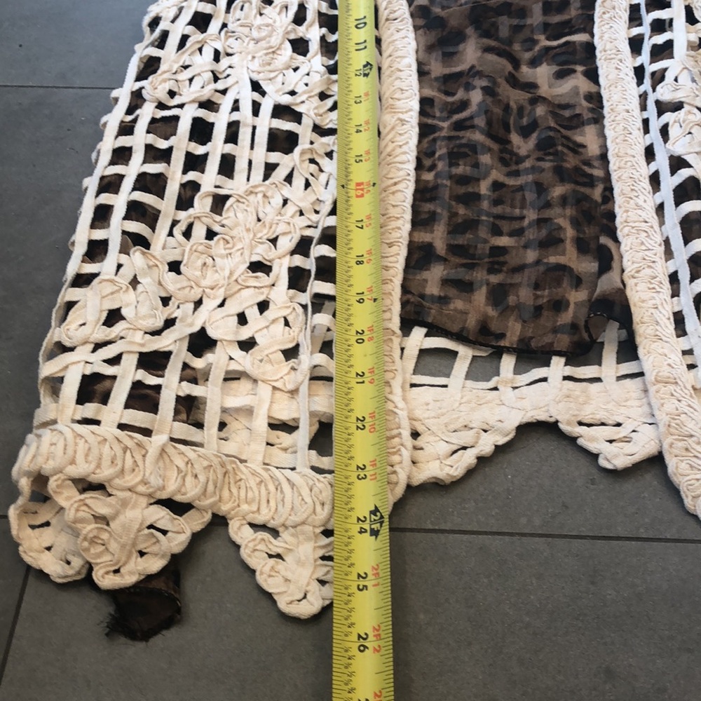 36 Point 5 Kapricho Vest - Picture 11 of 12